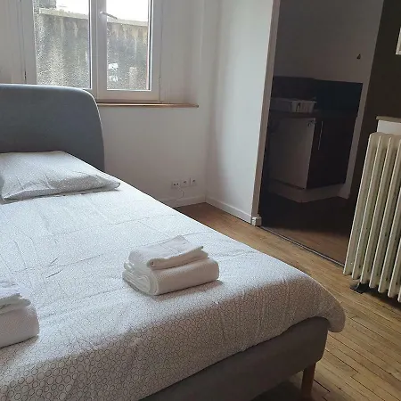 Sube 1 Apartment